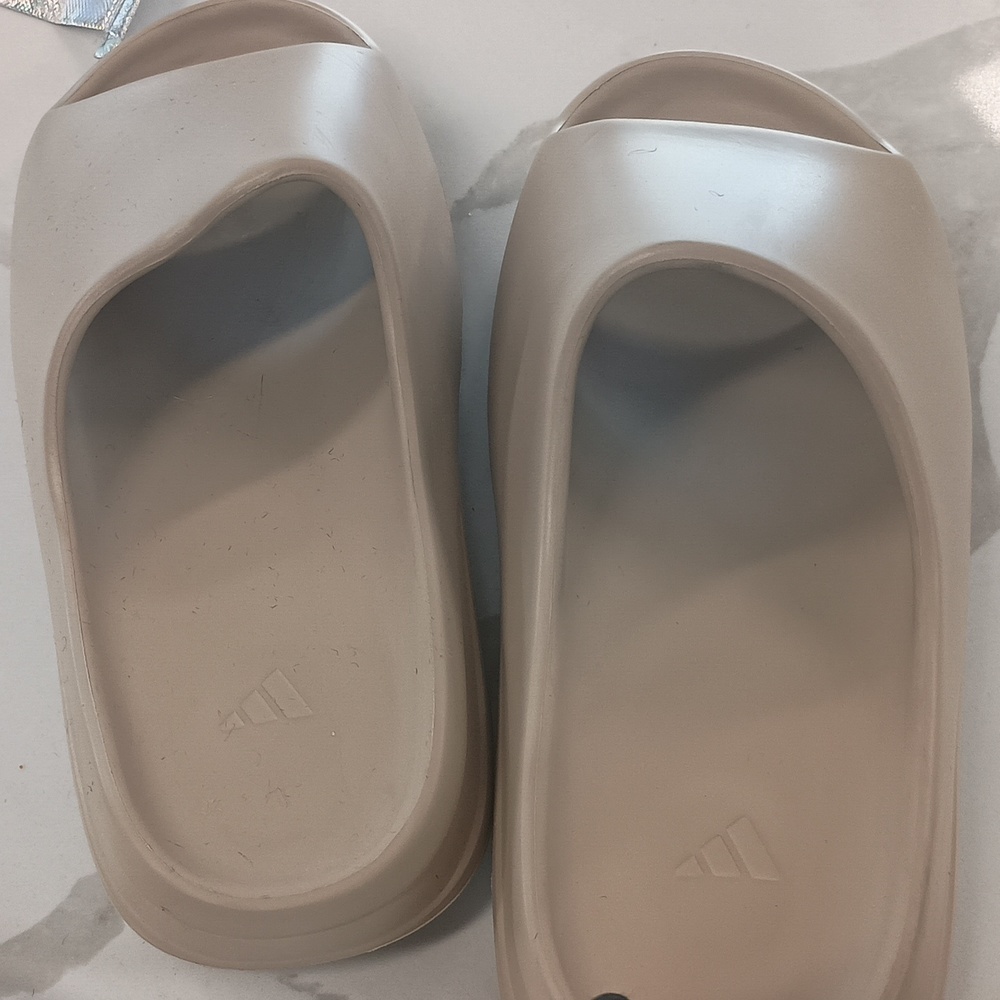 Adidas Yeezys size 12